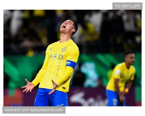 利雅得胜利主场大胜，C罗贡献一传一射，利雅得足球