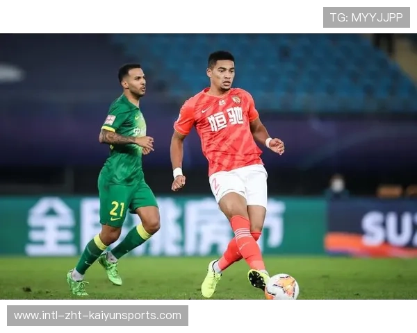 蒋光太底线解围阻断单刀,国足后防基石机能已达巅峰竞技态 蒋光太底线解围阻断单刀,国足后防基石机能已达巅峰竞技态